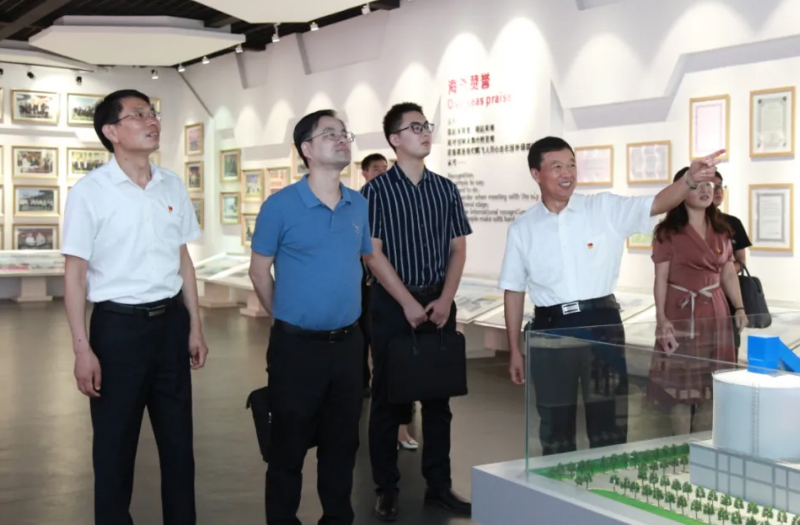 南通市委組織部調(diào)研江蘇鵬飛集團“兩新”組織黨建工作